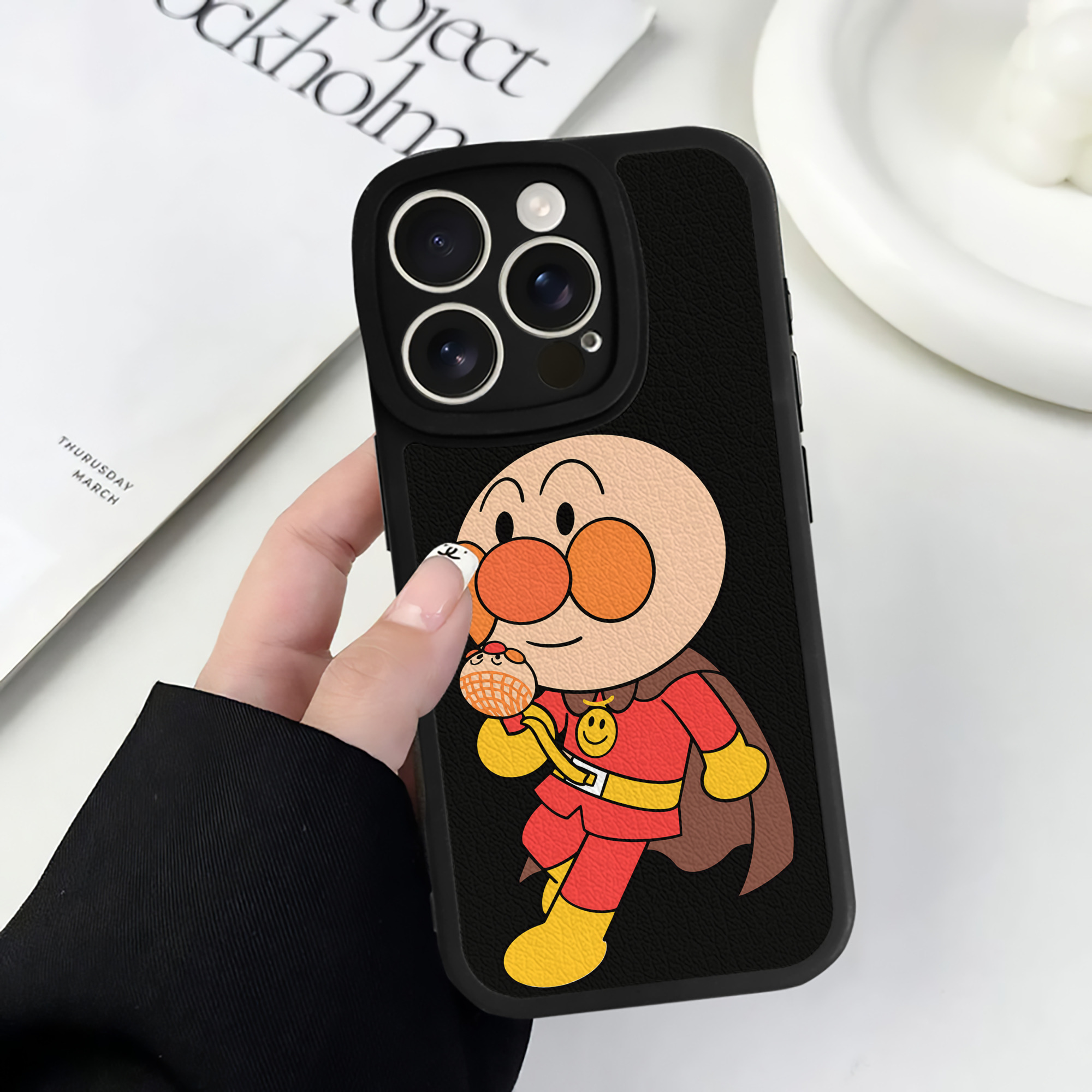 （画像用） アンパンマン Anpanman 【iPhone 16シリーズ対応】シリコンスマホケース（レザー調） 材質：シリコン
